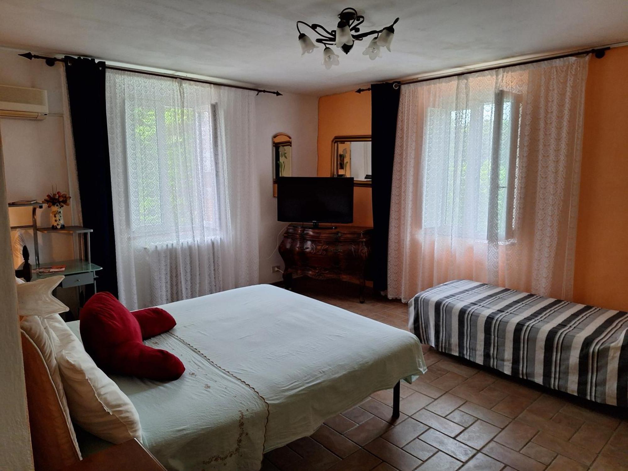 Mama' Hotel Castell'Anselmo Exterior photo